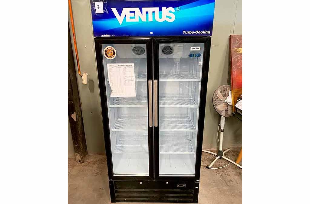 Remate Estanterías Metálicas, Equipamiento de Frio y Refrigeradores