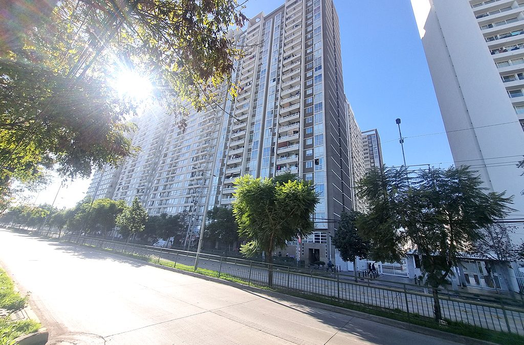 Remate Depto. Estación Central  Av. María Rozas Velásquez
