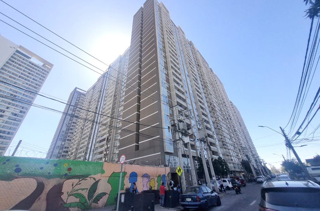 Remate 3 Deptos. en Estación Central – Santa Petronila