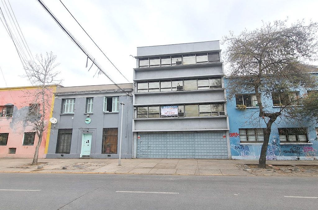 Remate Prop. Industrial en Recoleta – Calle Purísima