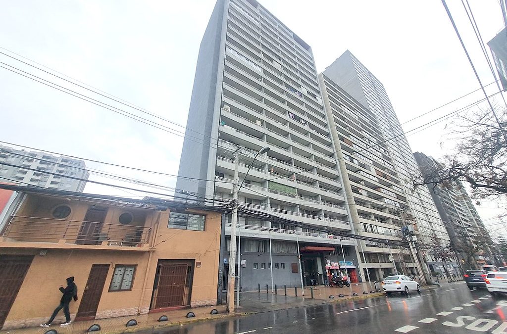 Remate Depto. en Estación Central – Calle Ecuador, Depto. 2111