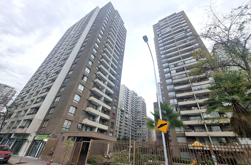 Remate 50% Derechos Depto. Santiago – Calle Tocornal